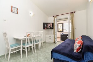 TV - Apartment 2222/67249 (Istria - Pula), 500m from the beach (Pula)