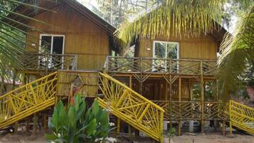 Comfort Tree House | Peralatan tempat tidur premium, cadar katil