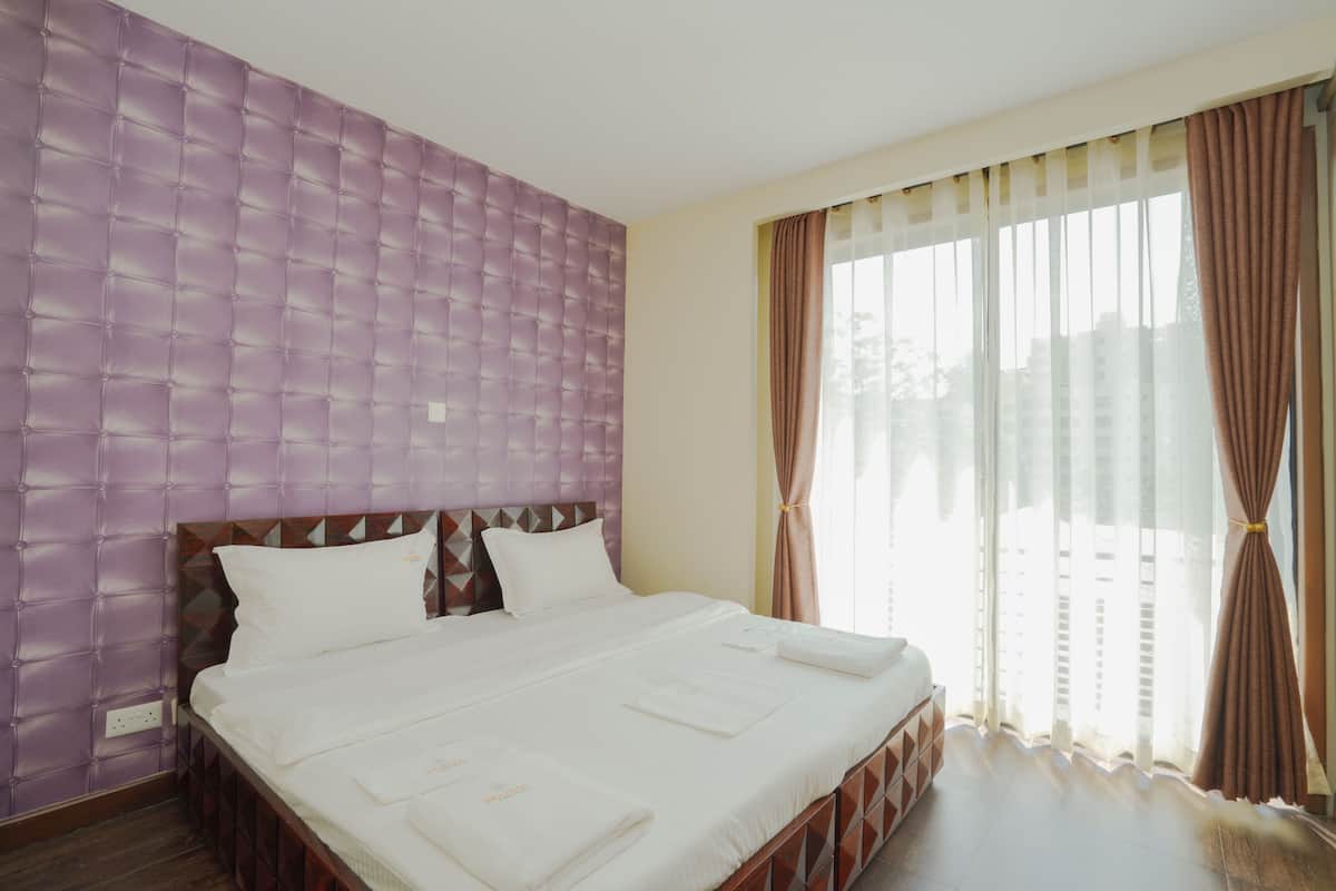 2 slaapkamers, een strijkplank/strijkijzer, gratis wifi, beddengoed