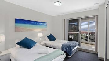 2 bedrooms, WiFi, bed sheets, wheelchair access