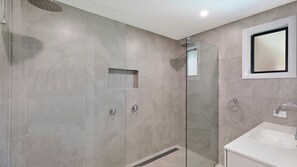 Shower - Poolside at Costa - large house with 2 self contained levels (San Remo)