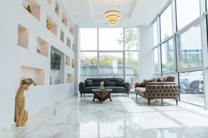 TV - The Hera Maltepe Otel &Spa (Istanbul)