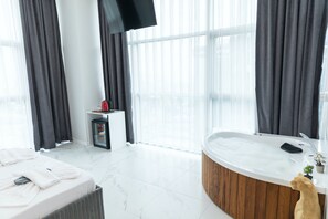Deluxe Jakuzili Suite | Free WiFi, bed sheets - The Hera Maltepe Otel &Spa (Istanbul)