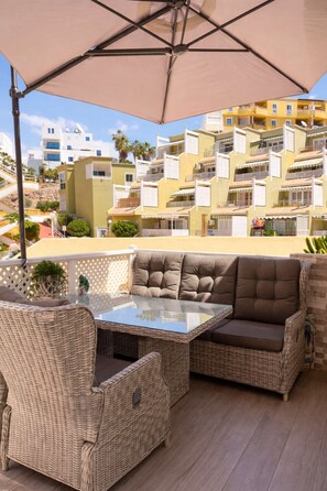 Property grounds - Orlando Pool View and cozy terrace (Costa Adeje)