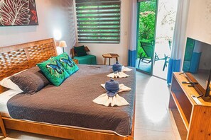 3 Schlafzimmer, Schreibtisch, Bügeleisen/Bügelbrett, Reisekinderbett