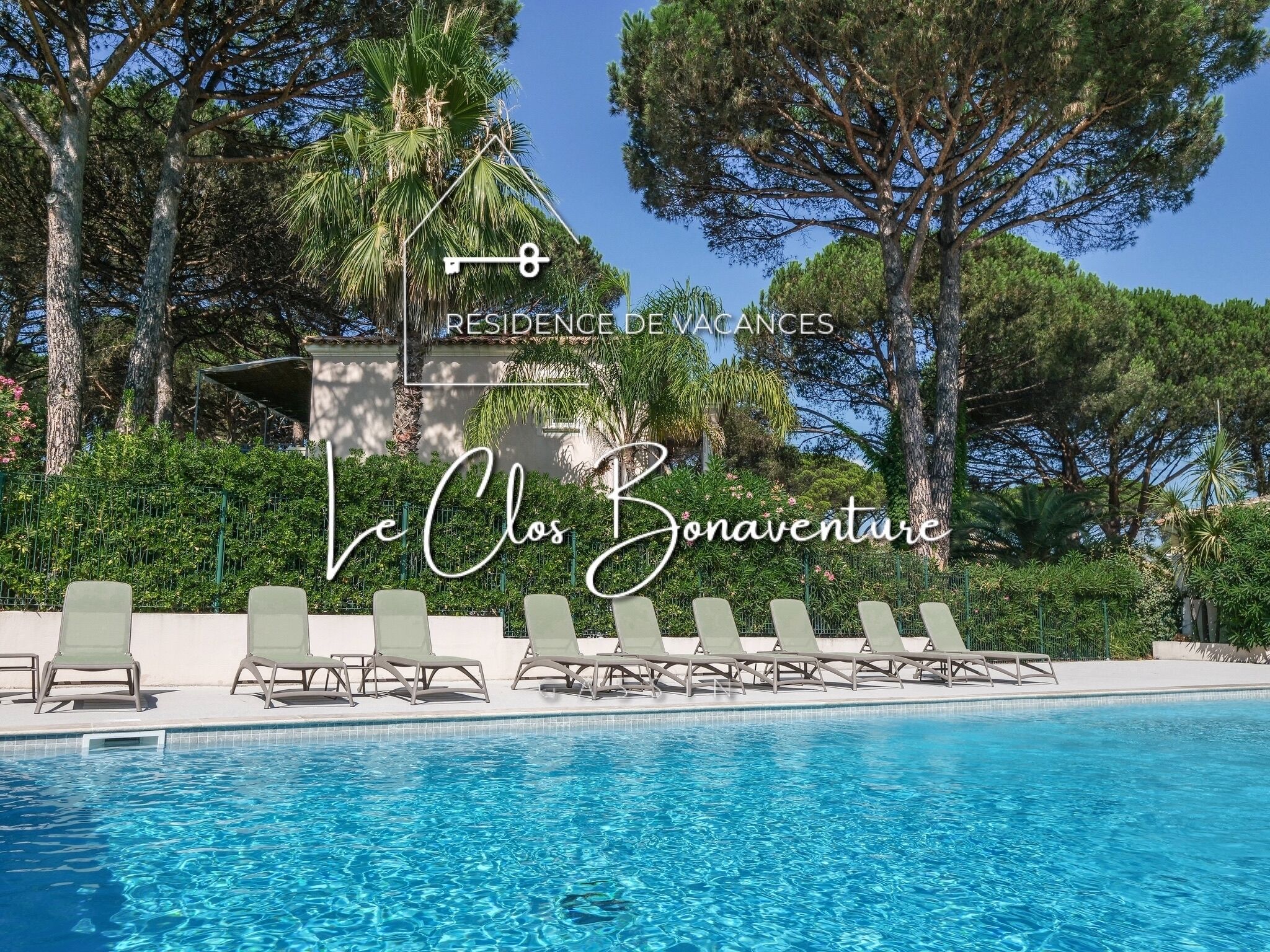 Innenpool, Außenpool