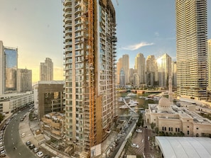 Deluxe Apartment | View from room - HiGuests - Manchester Tower (Dubai)