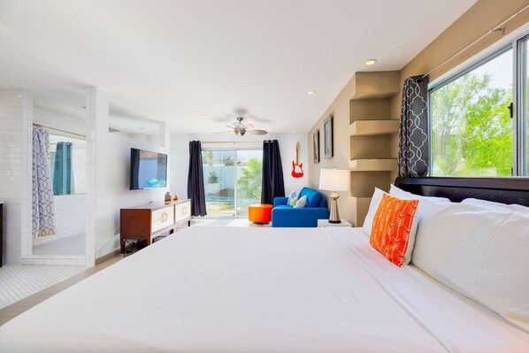 3 bedrooms, iron/ironing board, free WiFi, bed sheets - 25% Off May! Perfect For Families W/Pool, Hot Tub* (Palm Springs)