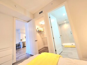 2 Schlafzimmer, Schreibtisch, Bügeleisen/Bügelbrett, kostenloses WLAN