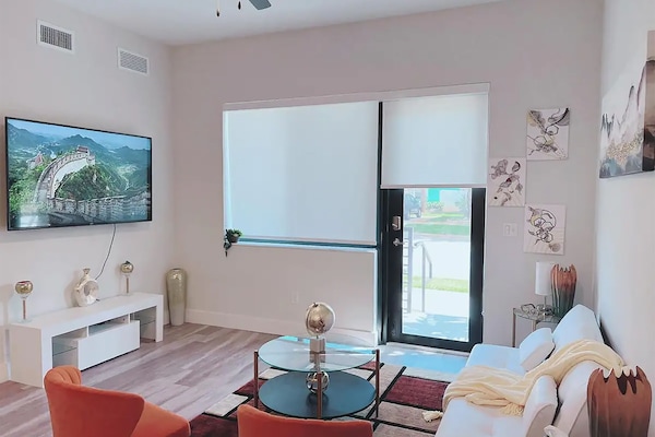 Living room: sofa & HD TV