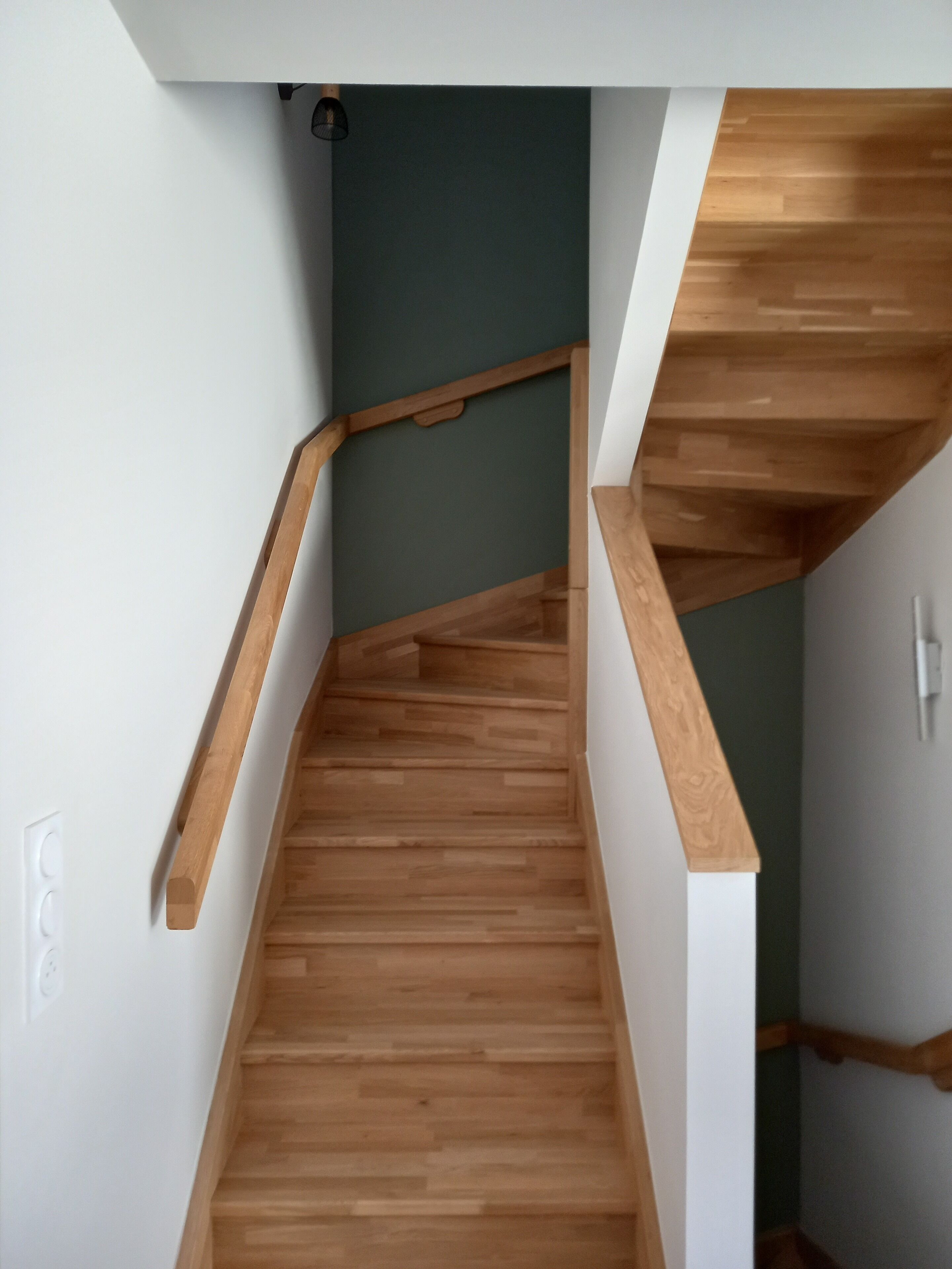 Cage d'escalier.