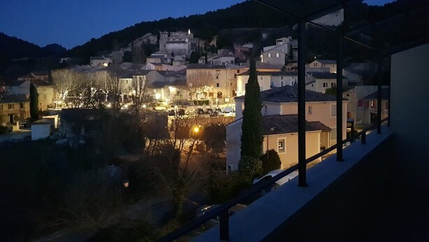 Unclassified image, 1 of 39, button - Luxury air-conditioned house with swimming pool in the heart of Gigondas! (Gigondas)