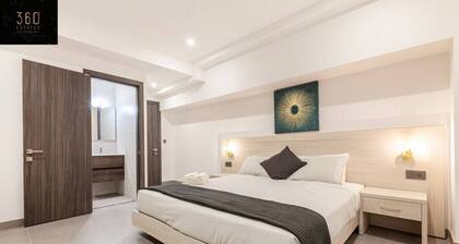 Lovely modern large spacious home with 7 BR + WIFI