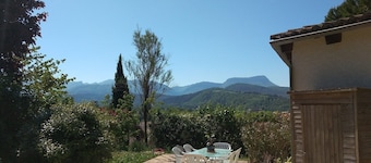 Villa with all comforts, exceptional view