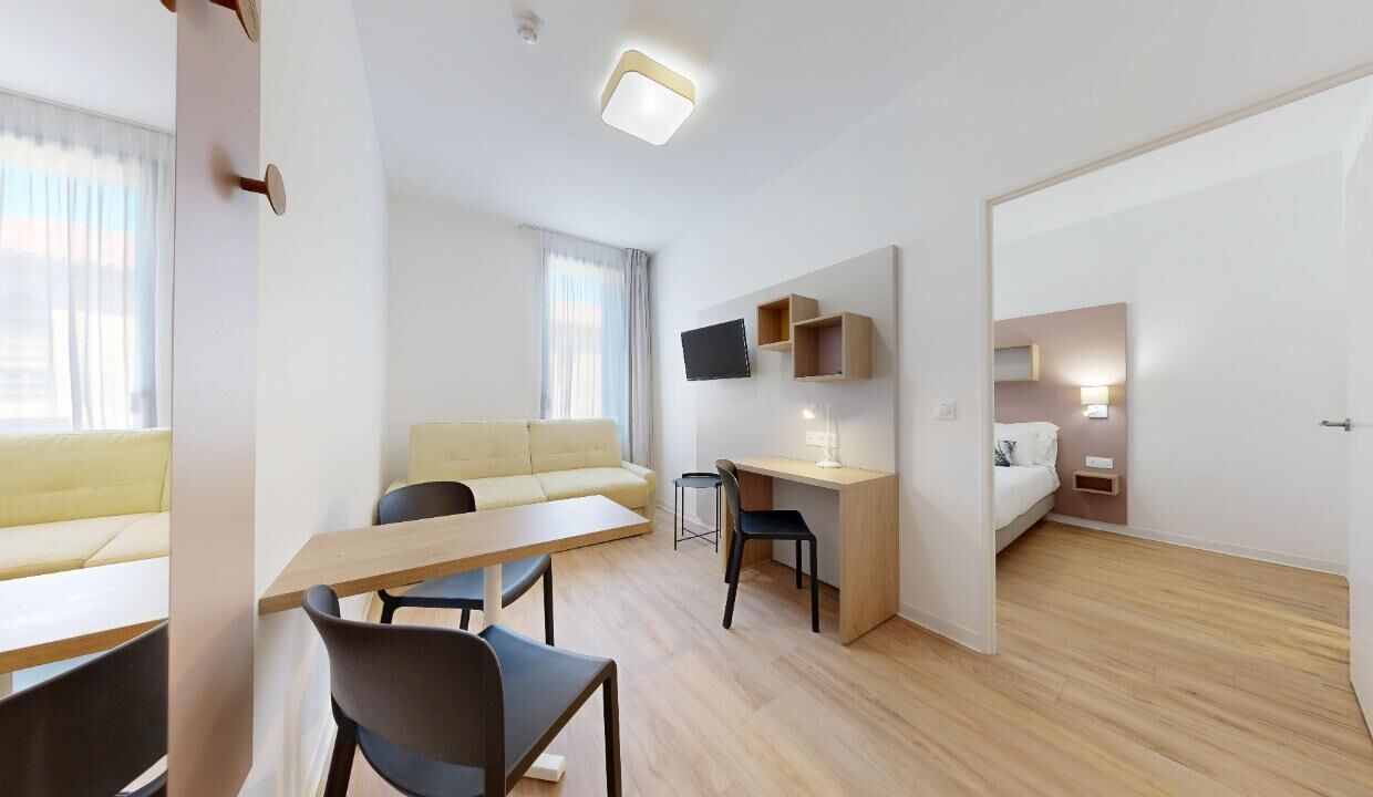 Apartamento, 1 habitación | Mobiliario individual, tabla de planchar con plancha, wifi gratis