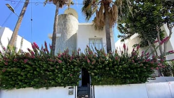 Bagian depan properti