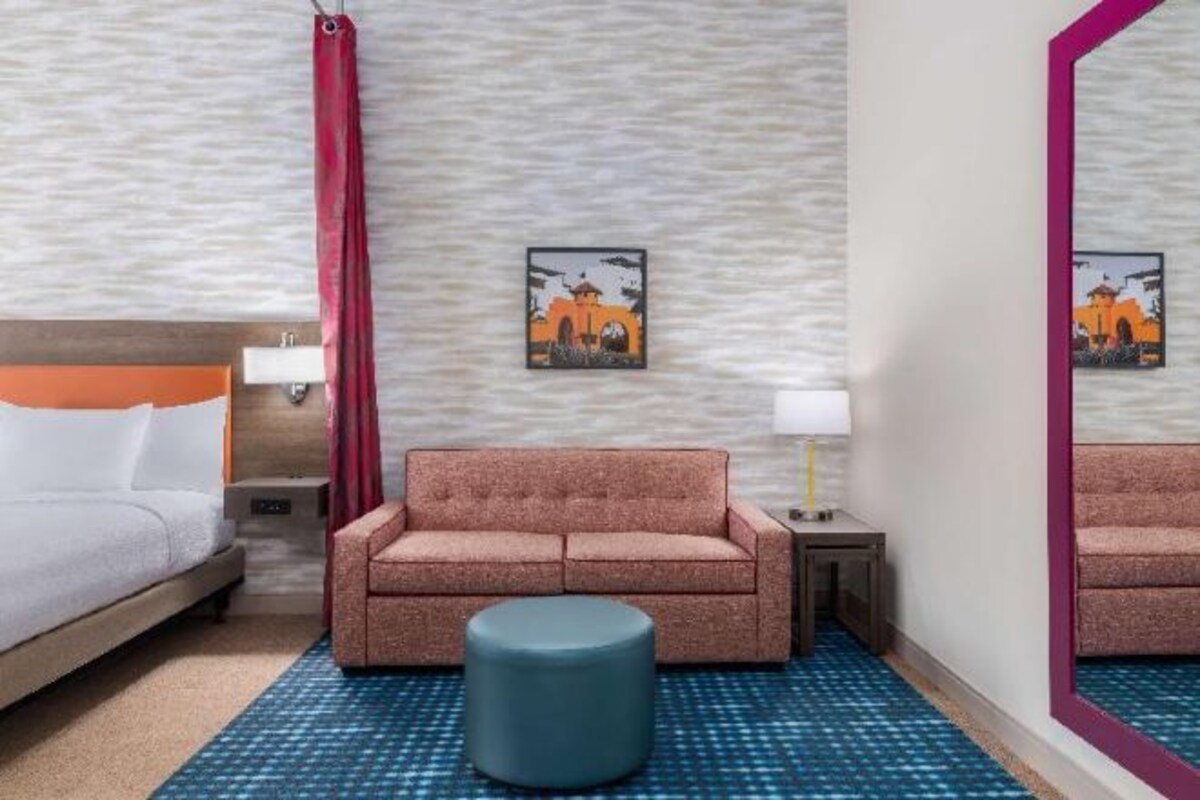 King Corner Studio Suite