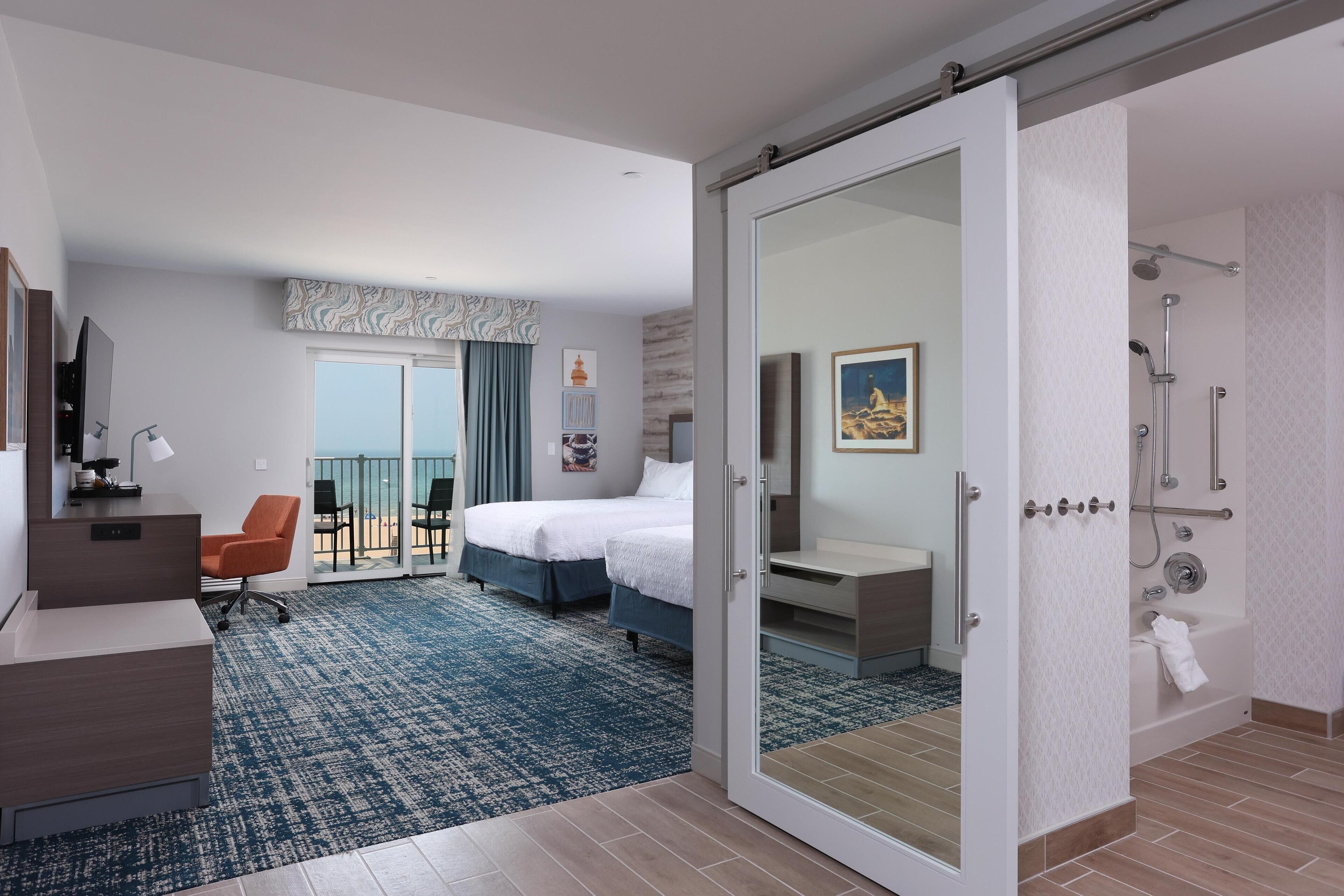 Chambre, 2 grands lits, accessible aux personnes à mobilité réduite, baignoire (Lake View) | Salle de bain