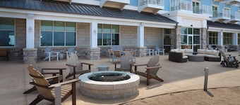 Hampton Inn & Suites Manistee Waterfront