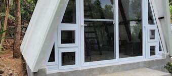 Romantic Chalet at lake Atitlan- private beach