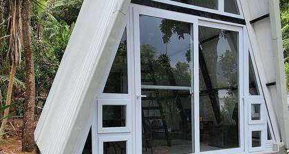 Romantic Chalet at lake Atitlan- private beach