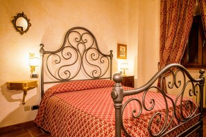 2 bedrooms, WiFi - Pierle apartment (cortona)