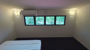 Double Room, Shared Bathroom | Desk, laptop workspace, free WiFi, bed sheets