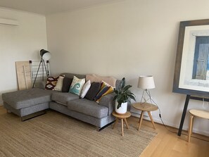 Computer monitors - St Kilda Grand Prix apartment (St Kilda)