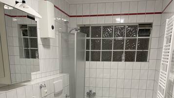 Haartrockner, Handtücher