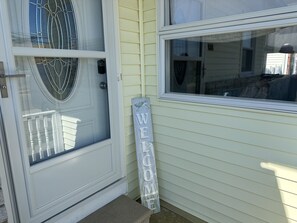 Exterior detail - Single rancher minutes walk to Brigantine Beach (Brigantine)