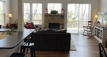 Locate on Hidden Valley Resort close to the ski slopes and Highland Golf Courses