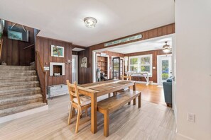 Dining - Northeast Florida Retreat (Neptune Beach)