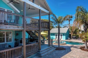 Terrace/patio - The Jax Retreat: Your Private Oasis by the Sea (Neptune Beach)