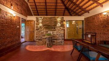 Cottage | Living area