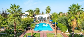 Serene haven on the outskirts of Marrakech w/ pool