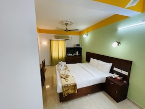 Premium Double Room - Hotel Signature Cochin (Kanayannur)