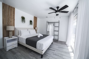 4 bedrooms, iron/ironing board, free WiFi, bed sheets