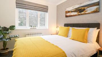 2 bedrooms, individually decorated, individually furnished, free WiFi