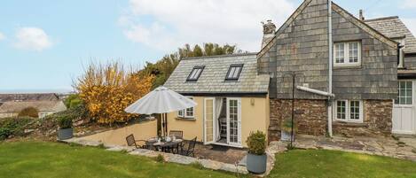 Cottage | Front of property