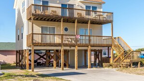 Exterior - No Regrets - 4 BR home in the heart of Surf City!  Dog Friendly! (Surf City)