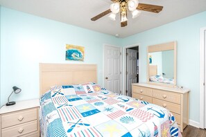 4 bedrooms, iron/ironing board, free WiFi