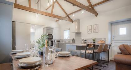 The Barn At Kiln Park - 2 Bed Cottage - Narberth