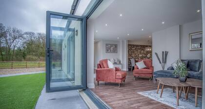 Kiln Park Farmhouse - 4 Bedroom Cottage - Narberth