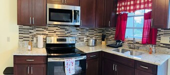 Lovely one bedroom apartment 8-10 minutes walk to Grace Bay Beach(May Promotion)