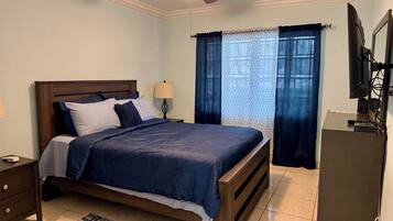 1 bedroom, in-room safe, iron/ironing board, free WiFi