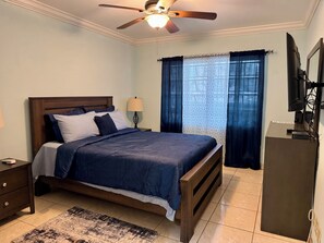 1 bedroom, in-room safe, iron/ironing board, free WiFi - Lovely one bedroom apartment 8-10 minutes walk to Grace Bay Beach (Providenciales)