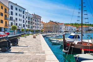 Exterior - Seaview Pool Suite Panorama 5 (Senj)