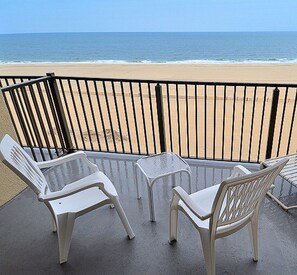 Property grounds - OC MD Direct Oceanfront Efficiency with pool parking gym White Marlin Open Week (Ocean City)
