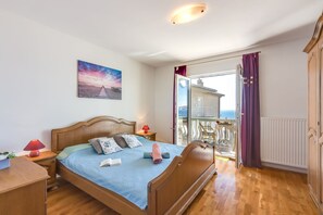 Room - Seaview Pool Suite Panorama 4 (Senj)