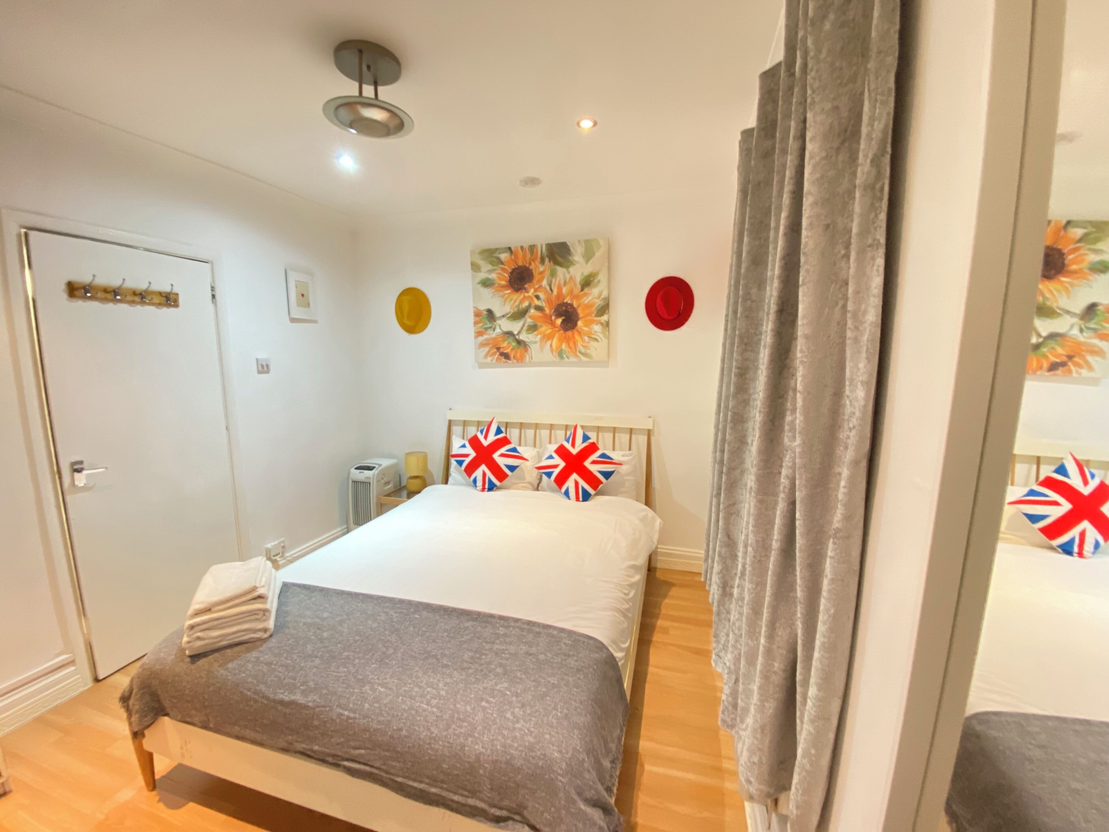 2 soveværelser, skrivebord, strygejern/strygebræt, Wi-Fi